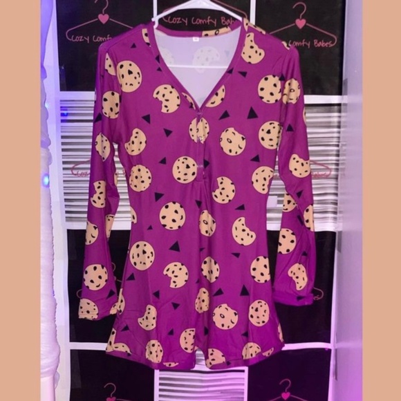 Purple Cookie Monster onesie - Picture 1 of 1